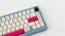 Load image into Gallery viewer, GMK CYL Art on a blue corsa zoomed in on right