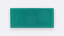 Load image into Gallery viewer, Cutting Mat Green deskpad